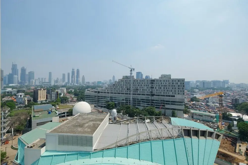 Джакарта: Cozy Living Studio Apartment at Menteng Park