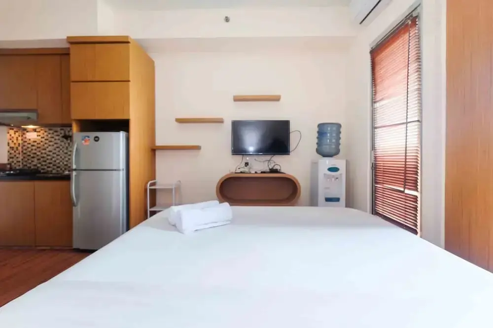 Джакарта: Homey and Cozy Living Studio at Pakubuwono Terrace Apartment