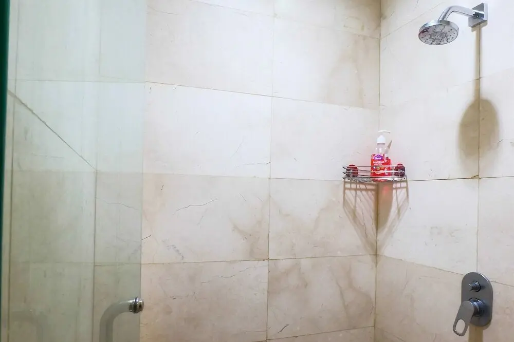 Джакарта: Best South 1BR L'Avenue Apartment