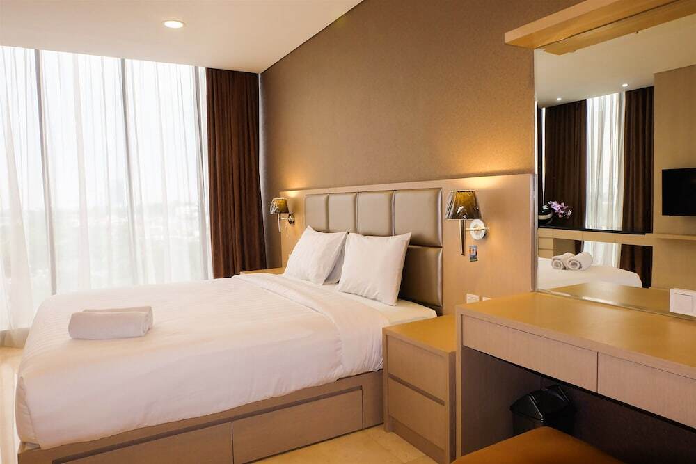 Джакарта: Best South 1BR L'Avenue Apartment