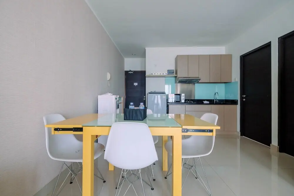 Джакарта: Cozy 2BR Apartment with Sofa Bed at Tamansari Semanggi