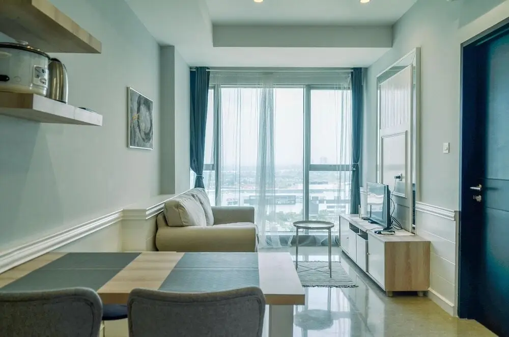 Legok: Elegant 1Br At Branz Bsd City Apartment