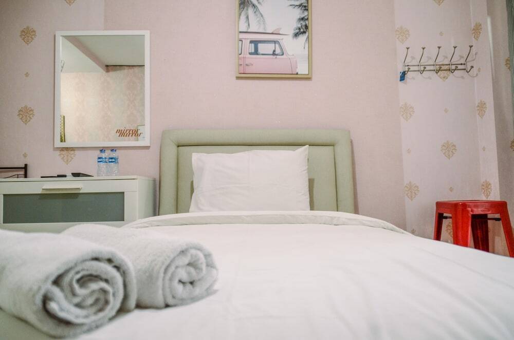 Тангеранг: Cozy Stay Studio Room At Medina Apartment