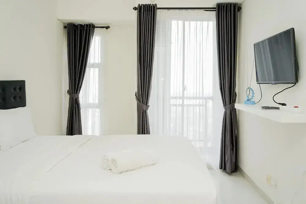Южный Тангеранг: Great Deal Studio Room At Serpong Greenview Apartment