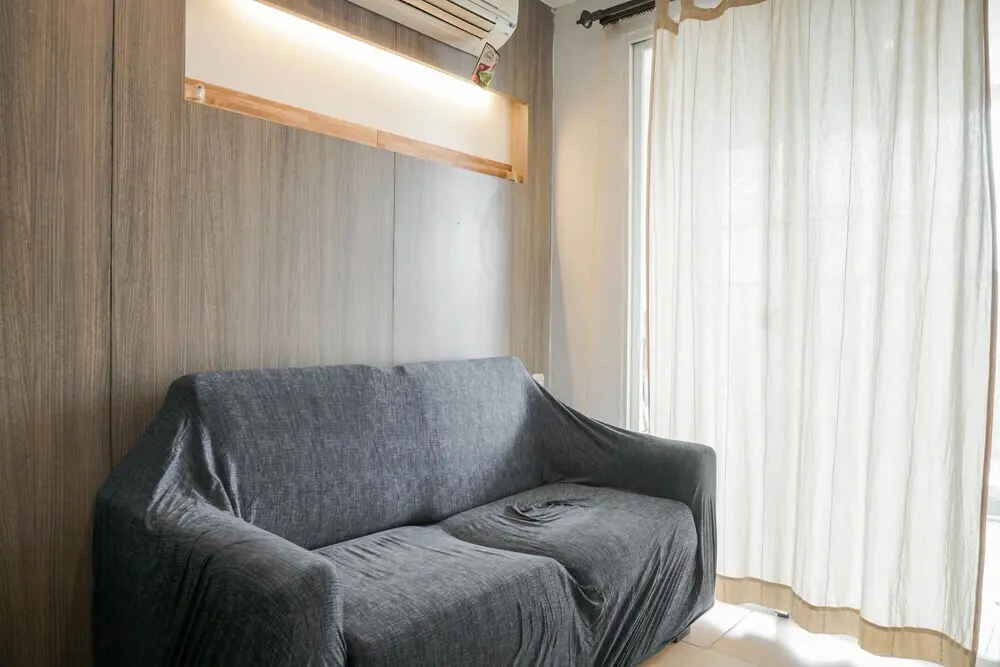 Джакарта: Comfort Living 2Br At Belmont Residence Puri Apartment