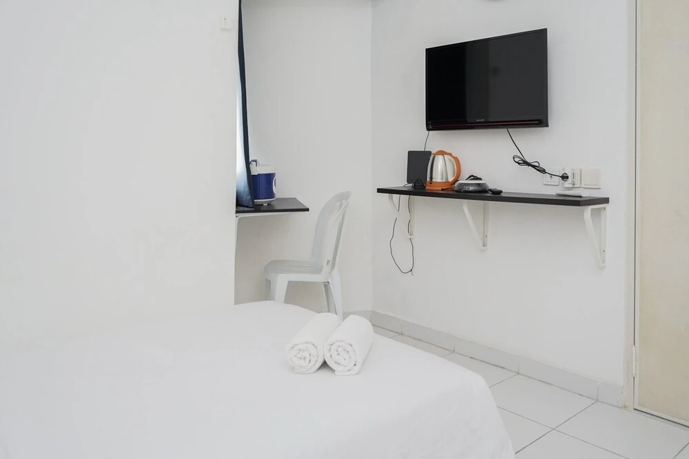 Тангеранг: Comfort Studio No Kitchen Apartment At Aeropolis Residence