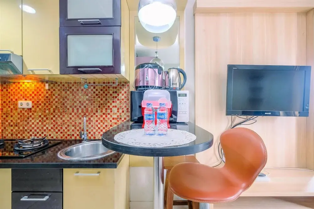 Джакарта: Spacious And Comfy Studio At Tamansari Sudirman Apartment