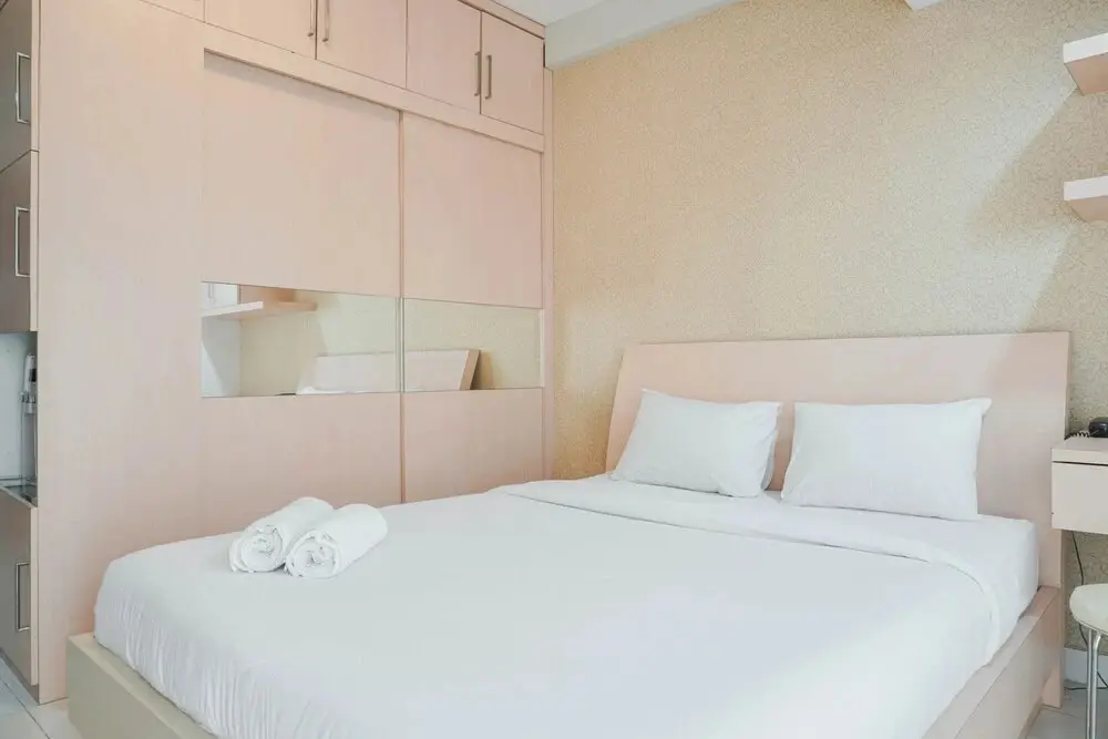 Comfy And Tidy Studio Apartment At Tamansari Sudirman — фото 1