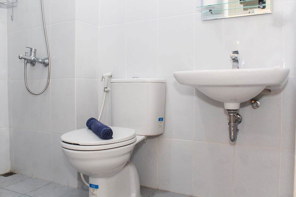Бекаси: Comfortable Patraland Urbano Studio Apartment Near Train Station