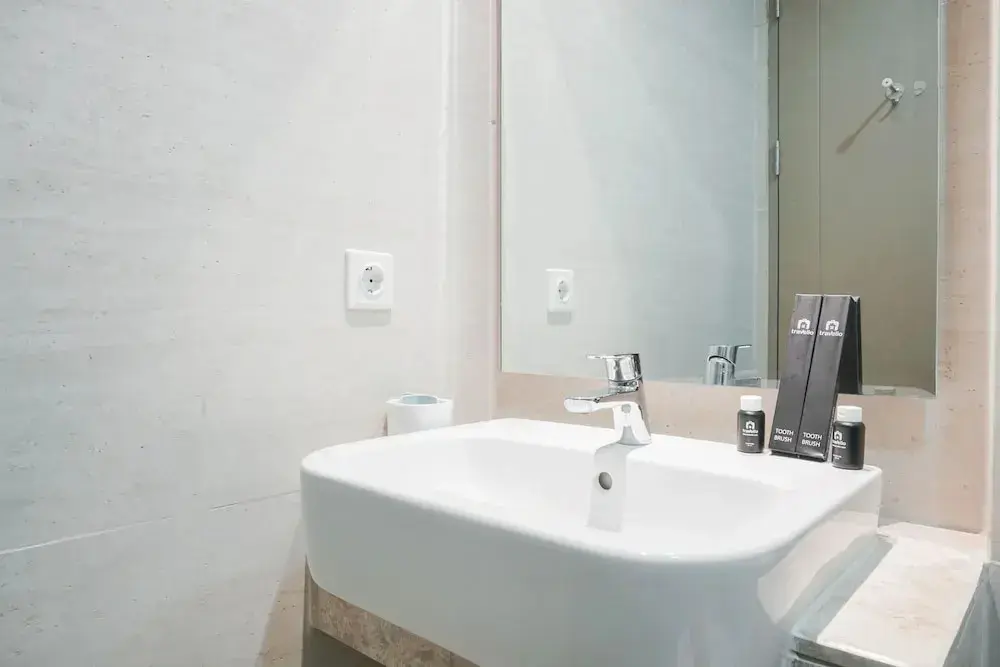 Джакарта: Fully Furnished Penthouse Studio At Gold Coast Pik Apartment