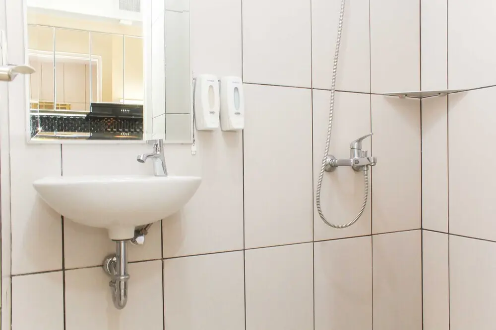 Бекаси: Pleasurable Studio Grand Kamala Lagoon Apartment Near Mall