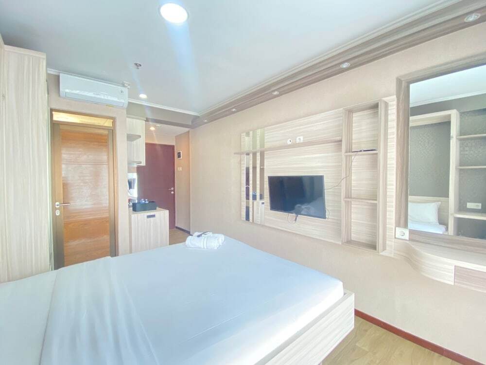 Бандунг: Modern And Cozy Studio Room At Gateway Pasteur Apartment