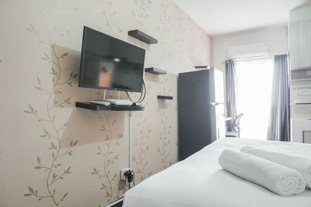 Депок: Enjoy Living Studio Room At Cinere Resort Apartment