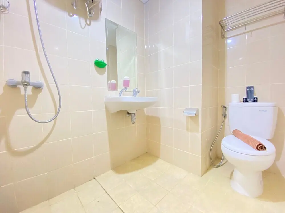 Бандунг: Comfy & Bright 1Br Apartment At Parahyangan Residence