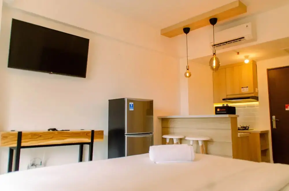 Джакарта: Cozy Living Studio Sunter Park View Apartment