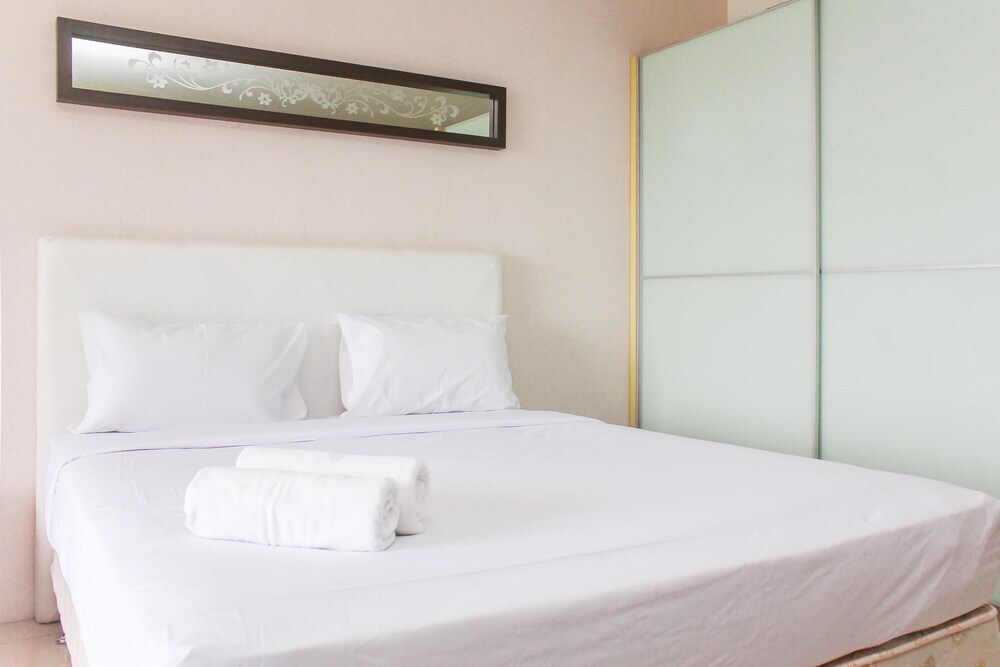 Джакарта: Elegant And Nice Studio At Tamansari Semanggi Apartment