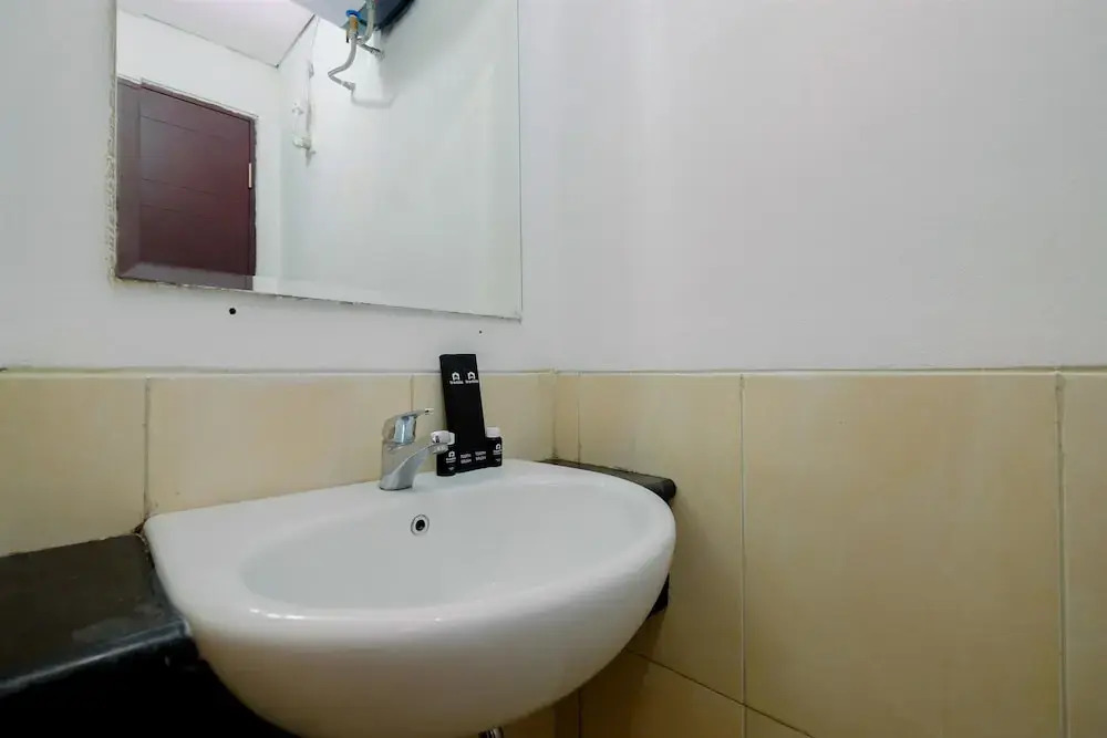 Джакарта: Comfort And Homey Studio Apartment At Mangga Dua Residence