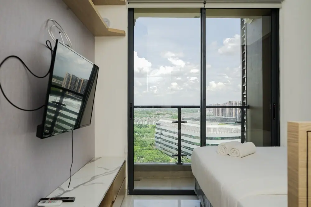 Legok: Comfortable And Simply Studio At Sky House Bsd Apartment