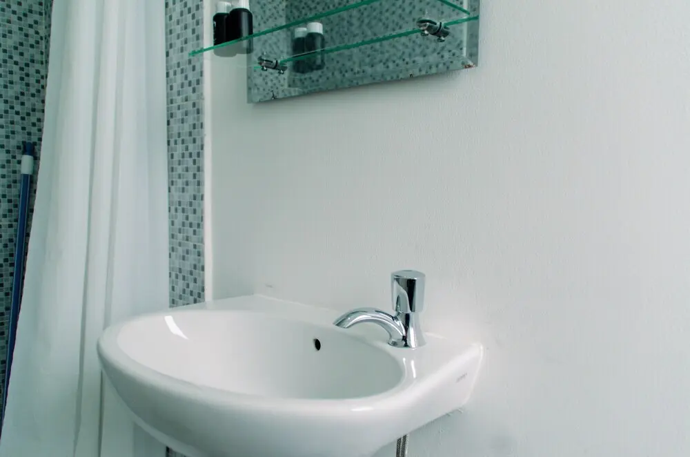 Тангеранг: Nice Studio Apartment At Aeropolis Residence Near Cgk Airport