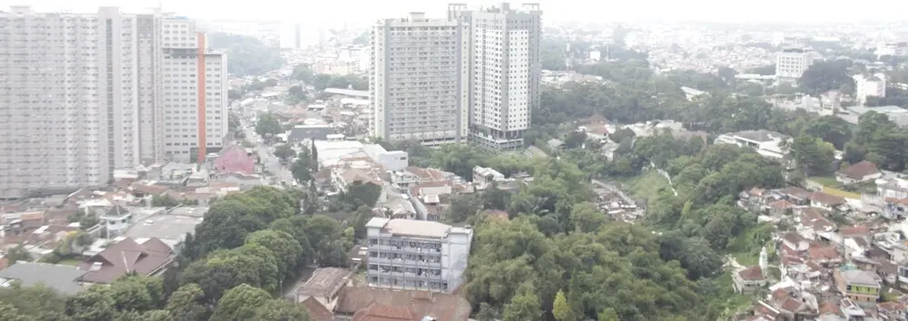 Бандунг: Higher Floor 2Br Apartment With Exotic View At Parahyangan Residence