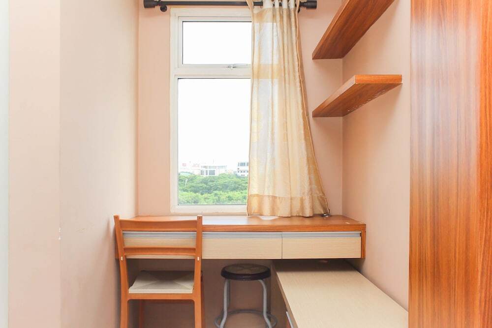 Бекаси: Cozy Studio At Springlake Summarecon Bekasi Apartment