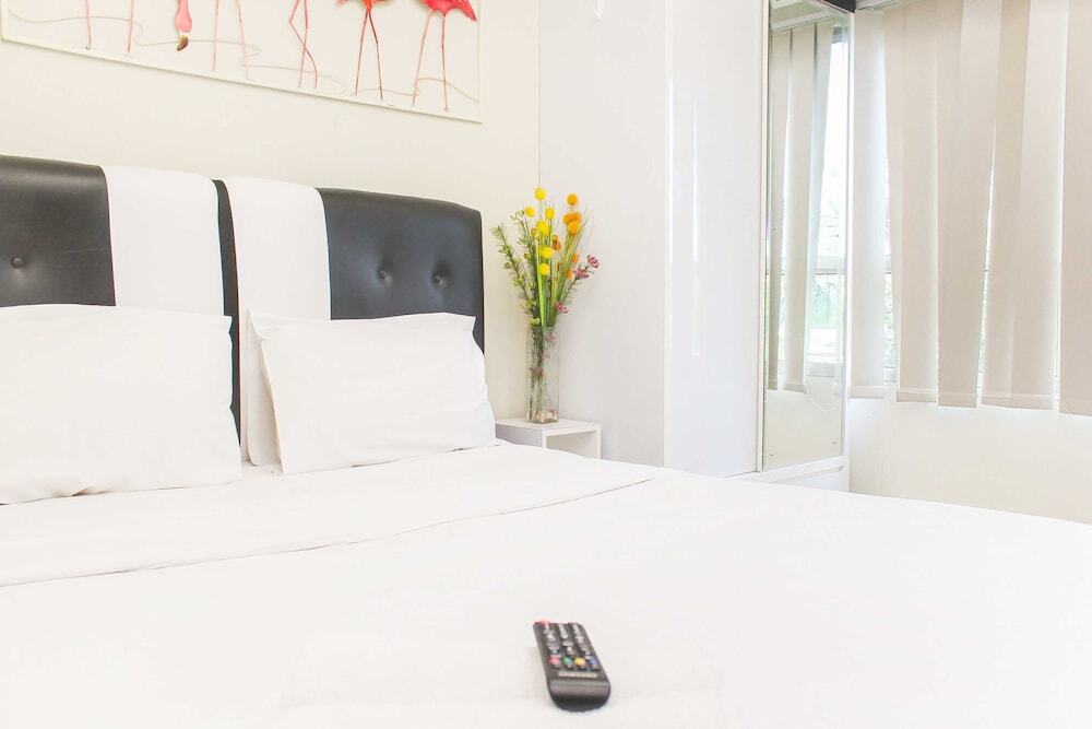 Бекаси: Nice Studio At Springlake Summarecon Bekasi Apartment