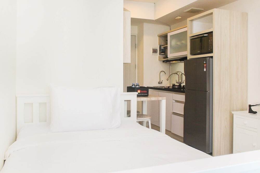 Бекаси: Nice And Enjoy Studio At Grand Kamala Lagoon Apartment