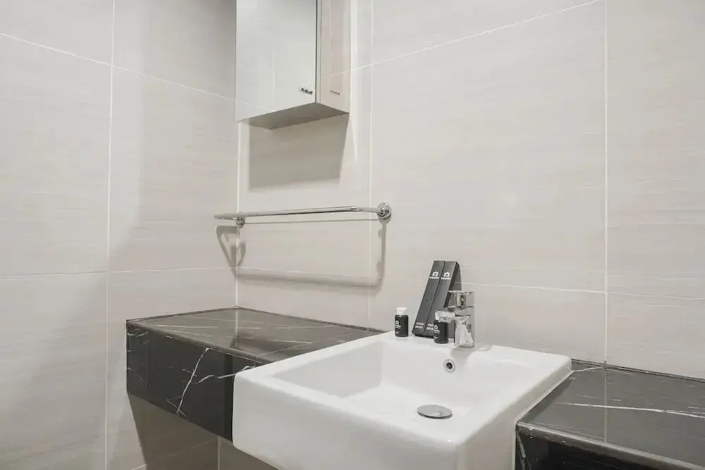 Джакарта: Best And Super Good Choice For Studio Room At West Vista Apartment