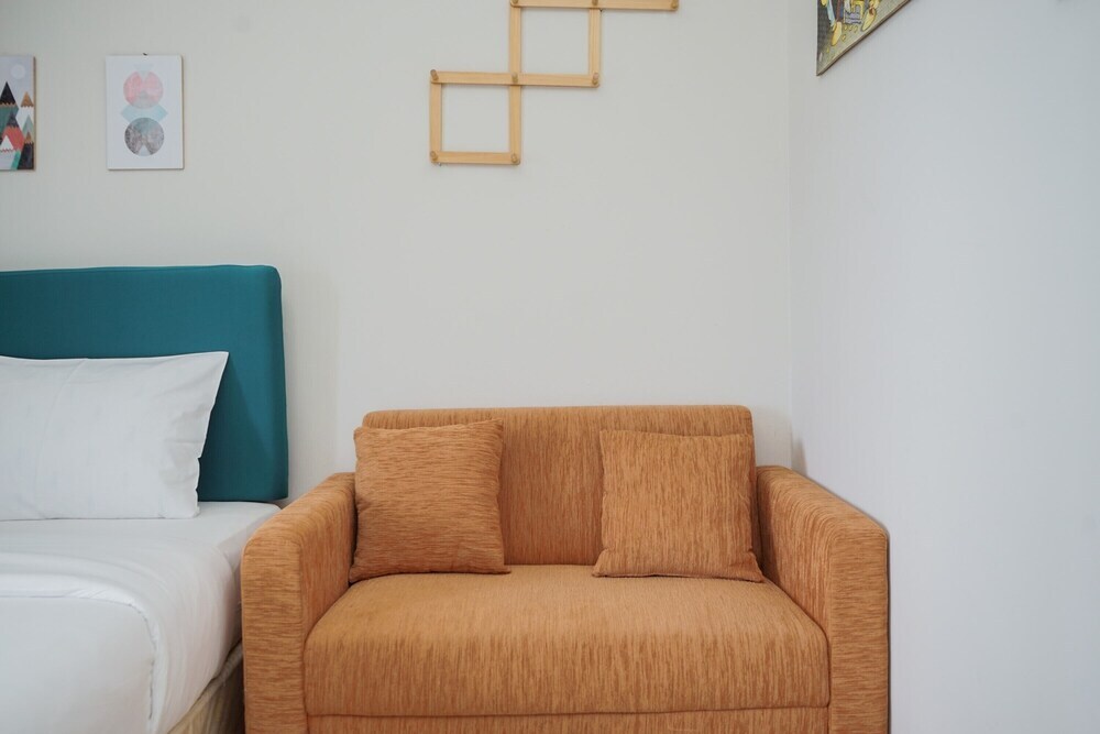 Южный Тангеранг: Comfortable And Simply Studio At Serpong Greenview Apartment
