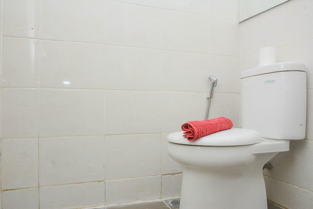 Джакарта: Chic And Cozy 1Br Apartment At Green Bay Condominium