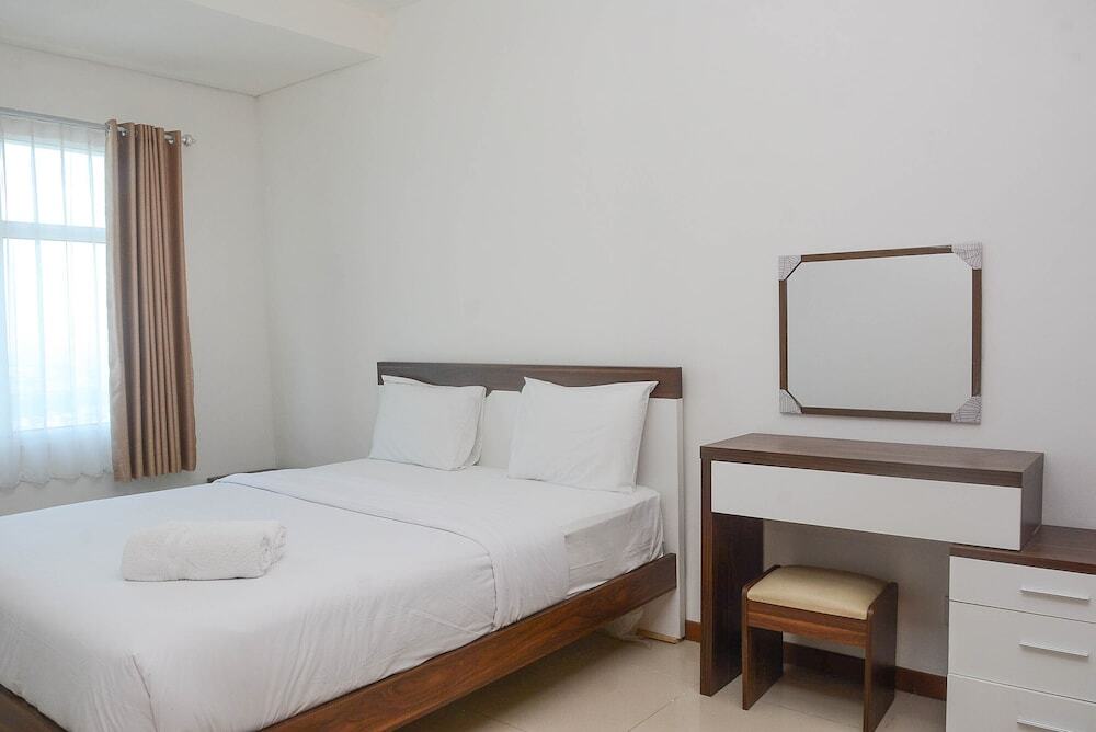 Джакарта: Chic And Cozy 1Br Apartment At Green Bay Condominium