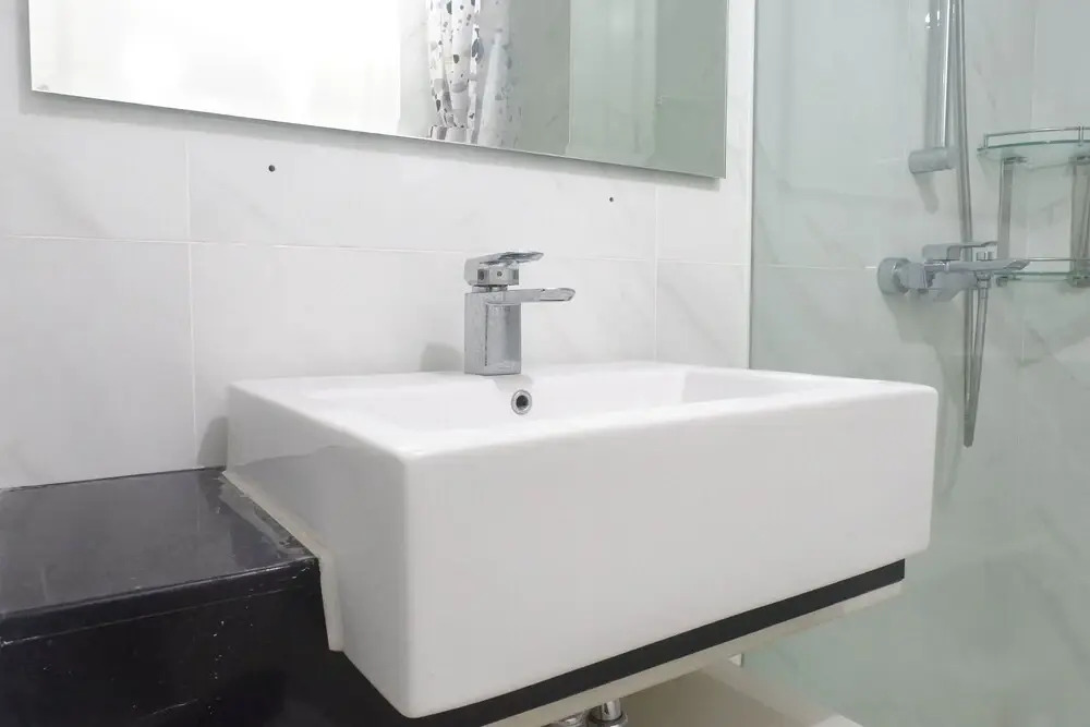 Сурабая: Stylish Studio Apartment Connected to Ciputra World Mall at The Vertu