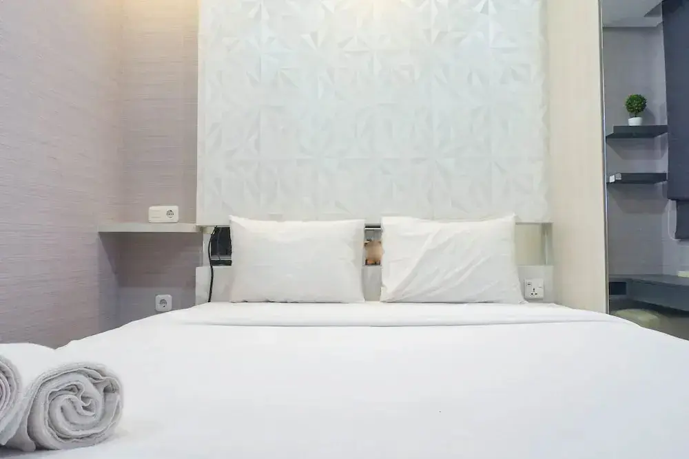 Сурабая: Stylish Studio Apartment Connected to Ciputra World Mall at The Vertu