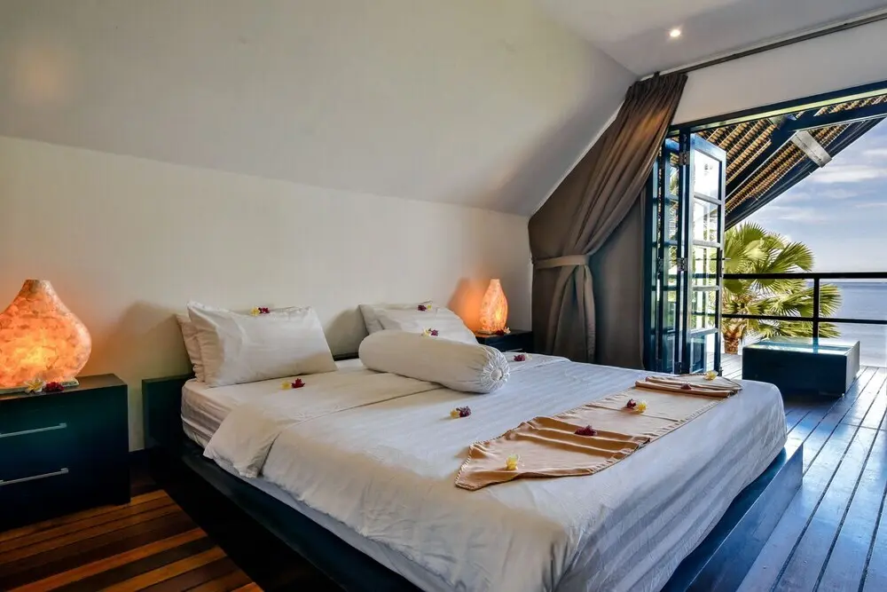 Серирит: Villa Sheeba