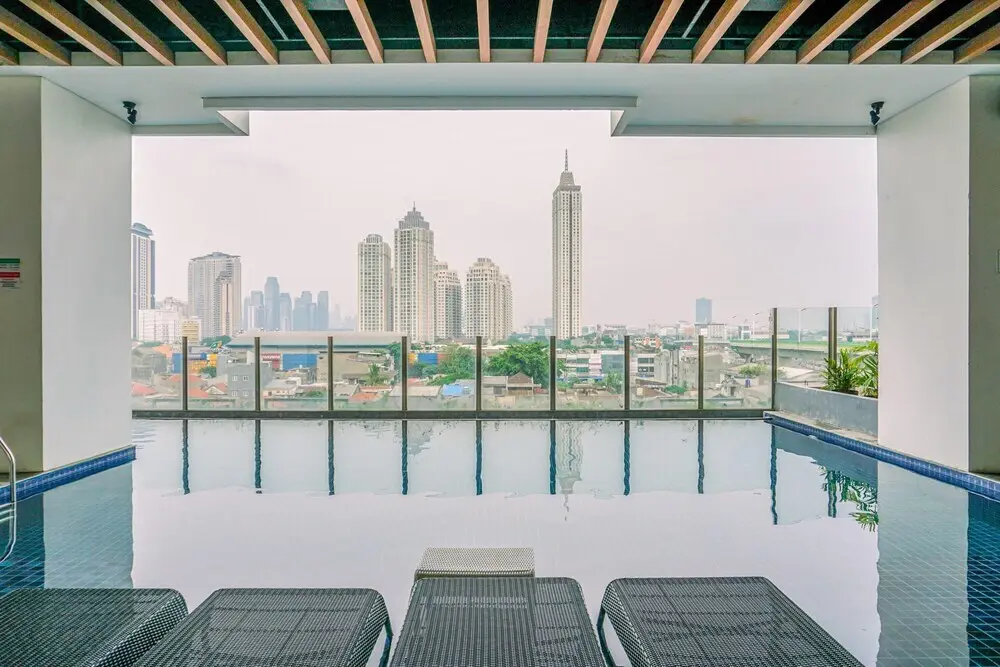 Джакарта: Elegant And Comfort Studio Kebayoran Icon Apartment
