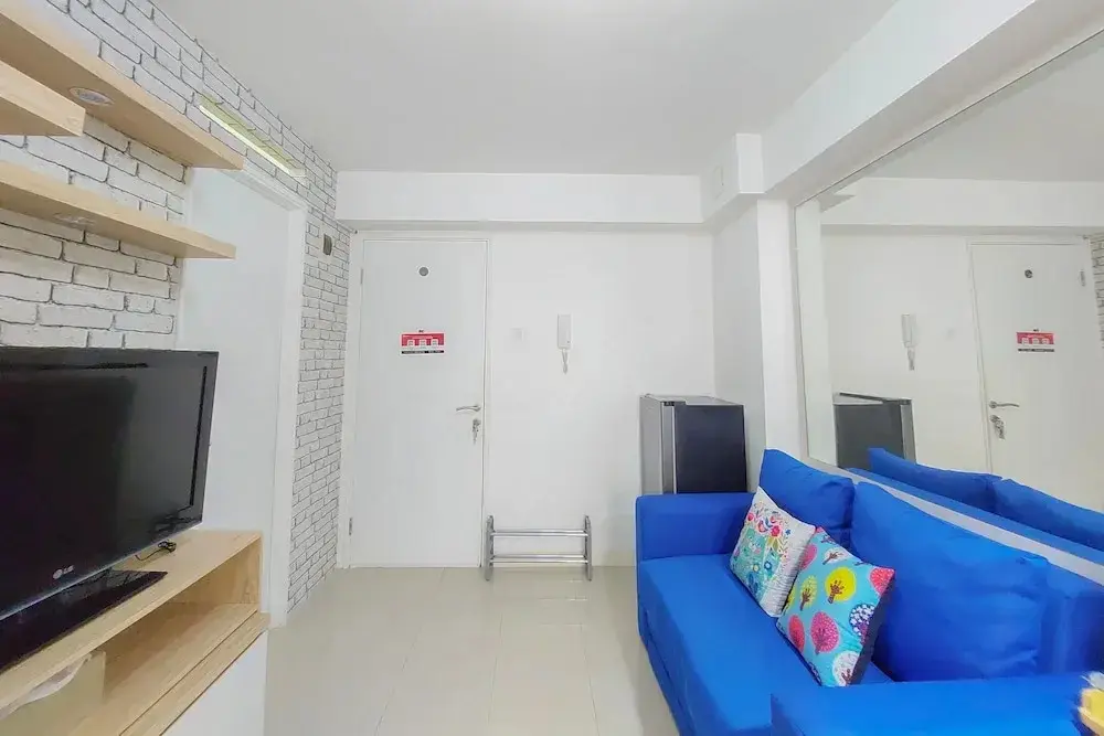 Джакарта: Comfort And Nice 2Br At Bassura City Apartment