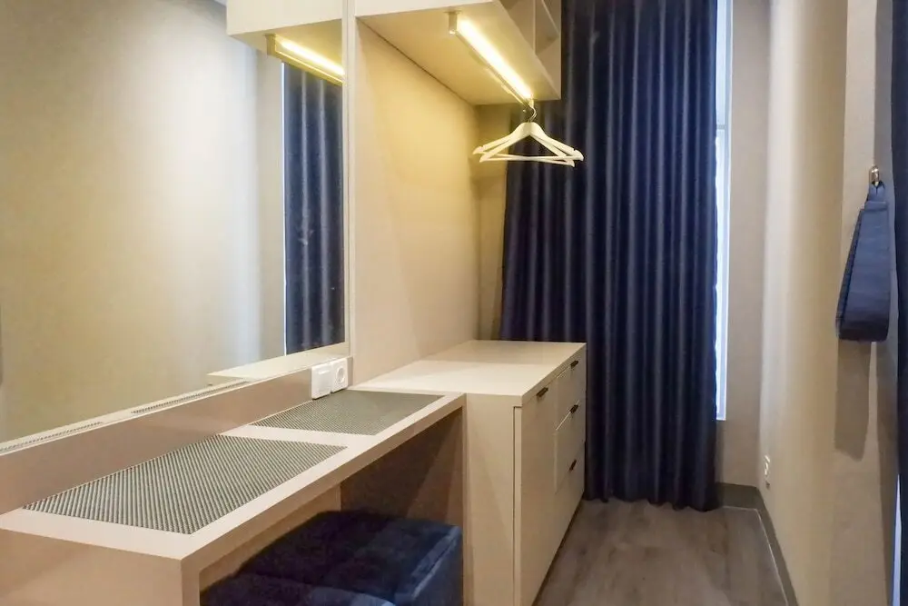 Сурабая: Elegant Modern Luxurious Studio Apartment At Benson Tower Supermall Mansion