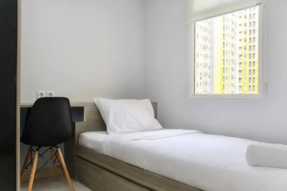 Бекаси: Spacious And Good 2Br At Springlake Summarecon Bekasi Apartment