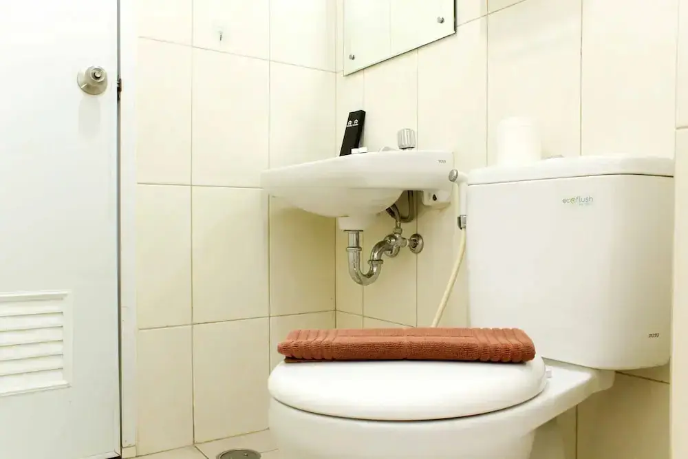 Бекаси: Spacious And Good 2Br At Springlake Summarecon Bekasi Apartment