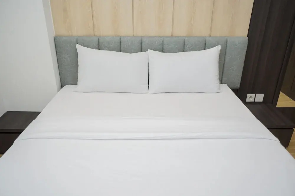 Legok: Spacious And Comfy 1Br Apartment At Branz Bsd City