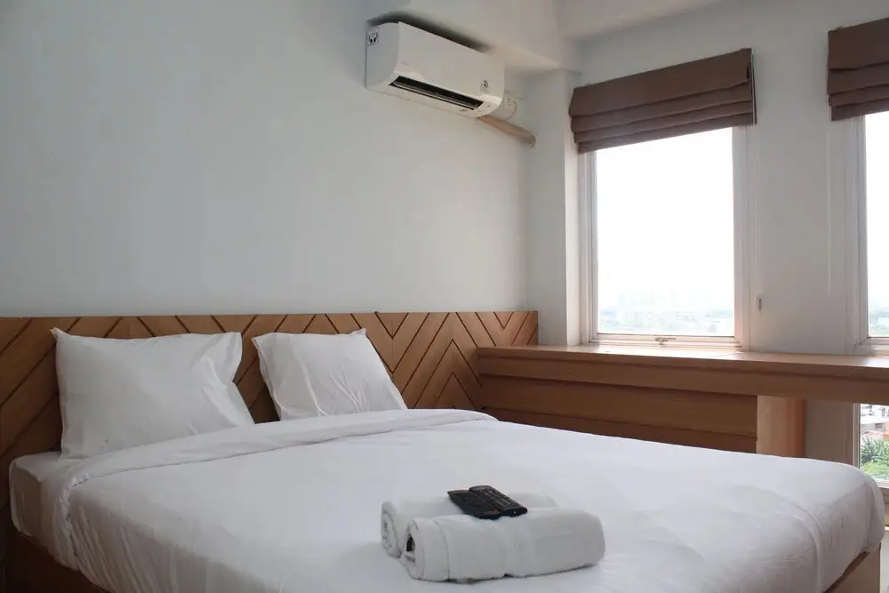 Fully Furnished With Cozy Design Studio At Patraland Urbano Apartment — фото 1