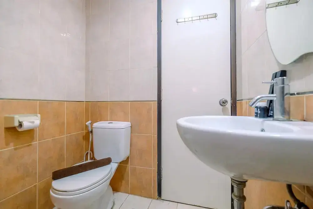 Джакарта: Simple And Comfy Studio Room At Tamansari Sudirman Apartment