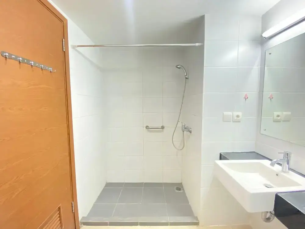 Бандунг: Pleasant Studio At Beverly Dago Apartment Near Itb