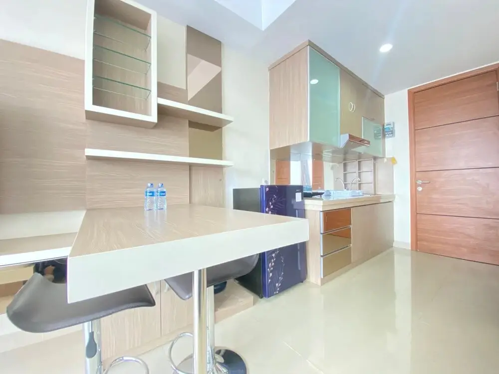 Бандунг: Pleasant Studio At Beverly Dago Apartment Near Itb