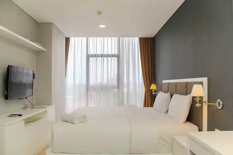 Spacious And Nice 2Br At L'Avenue Pancoran Apartment — фото 1