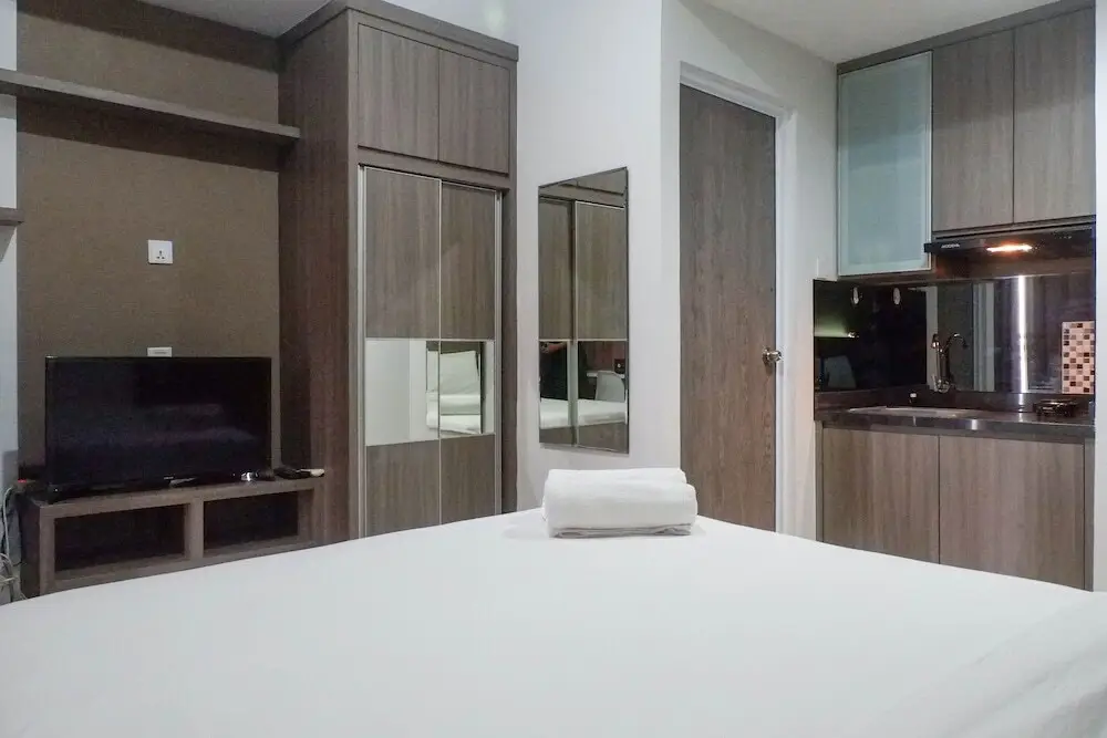 Сурабая: Cozy Stay Studio Apartment At Taman Melati Surabaya