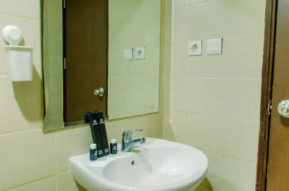 Legok: Simply And Comfort Living 2Br At Saveria Bsd City Apartment