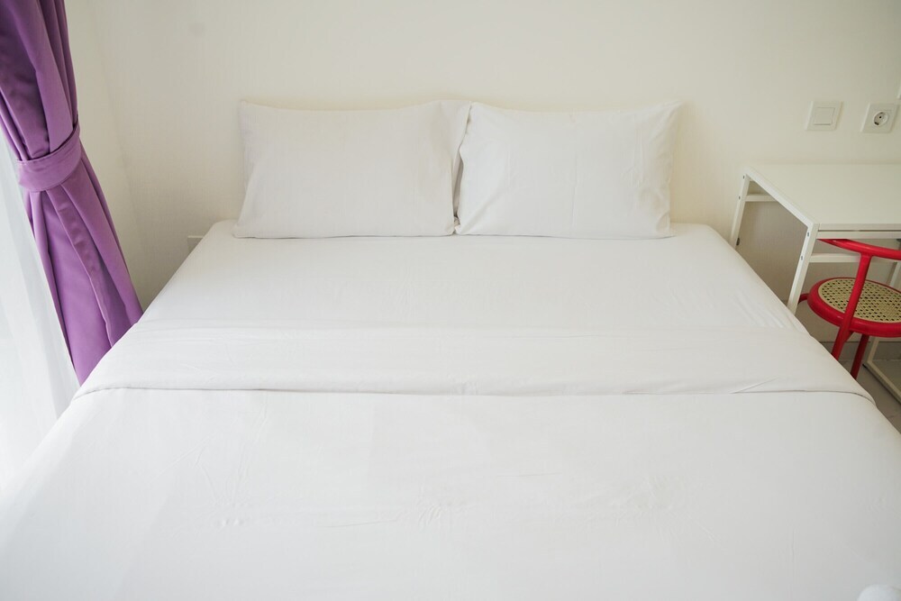 Legok: Pleasurable Studio At Sky House Bsd Apartment