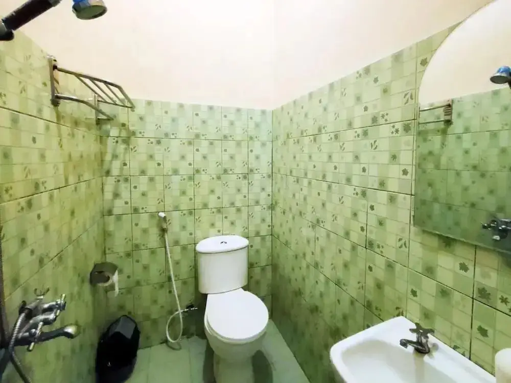 Богор: Beautiful Deluxe Room With Ac and Wifi Well Located in Bogor