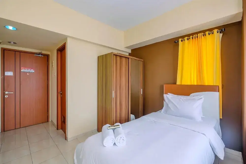 Депок: Comfort and Simply Studio Apartment at Margonda Residence 3